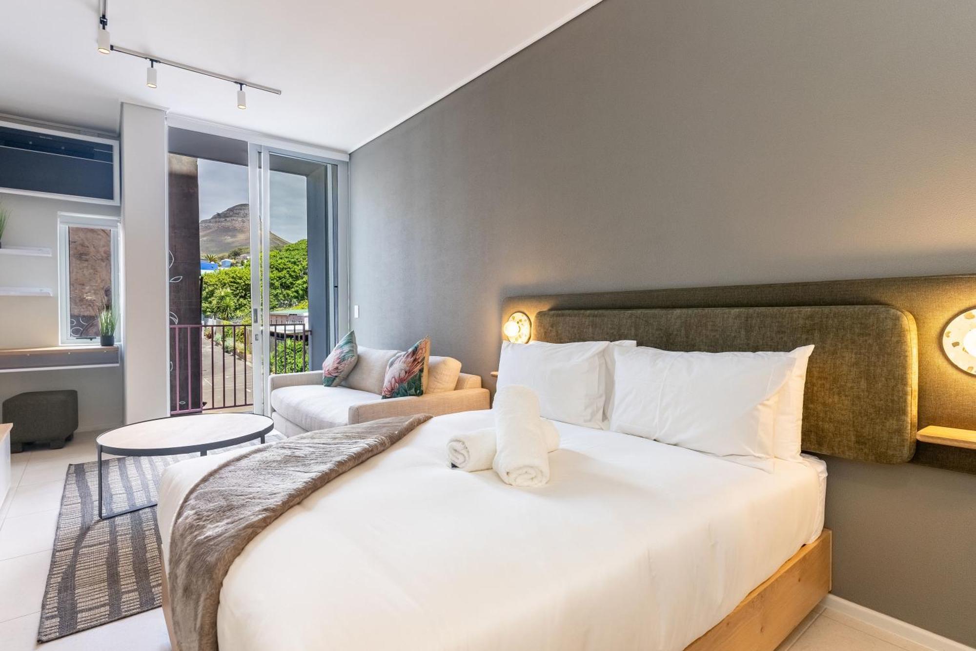 The Rose 204: Studio Apartment With Rooftop Pool ケープタウン エクステリア 写真