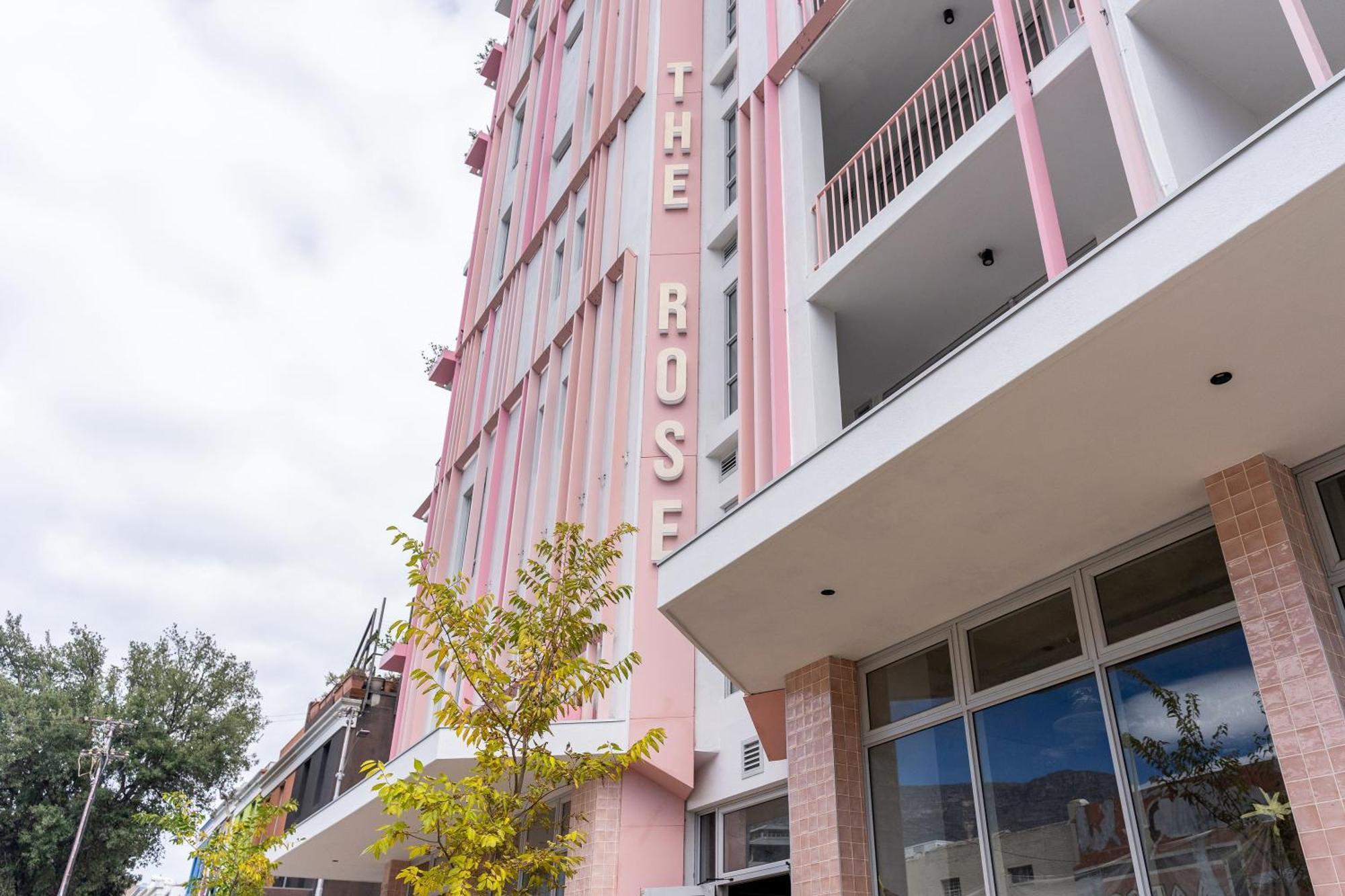 The Rose 204: Studio Apartment With Rooftop Pool ケープタウン エクステリア 写真