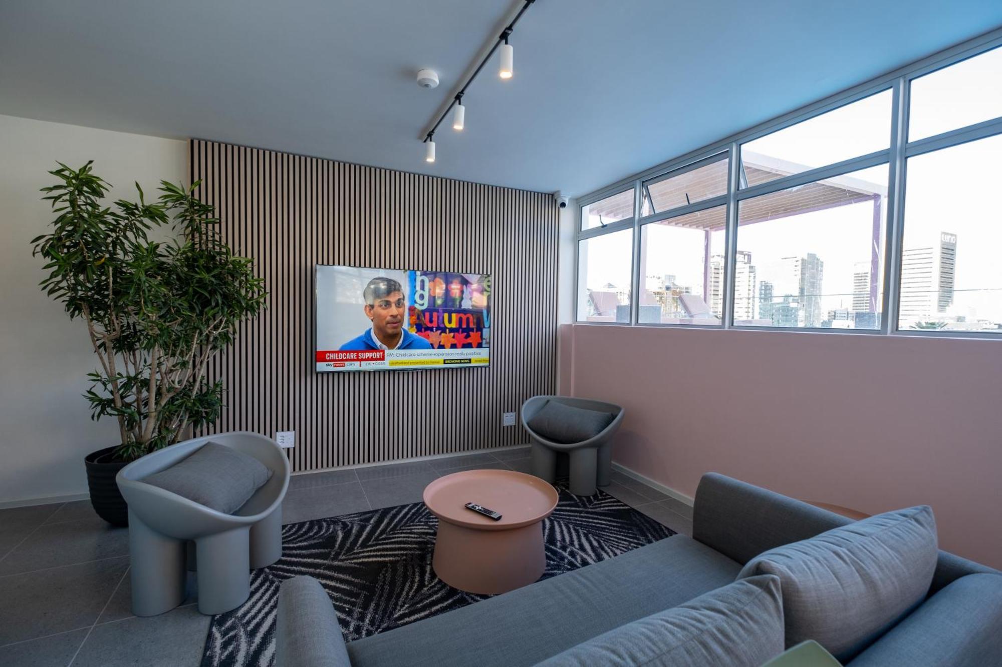 The Rose 204: Studio Apartment With Rooftop Pool ケープタウン エクステリア 写真